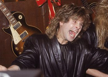 15 Best Classic Rock Songs of All Time