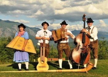 15 Best Folk Bands of All Time