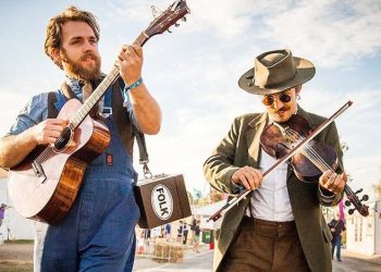 15 Best Folk Music Songs of All Time