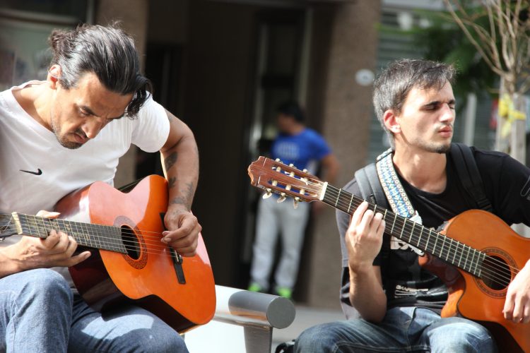 15 Best Guitar Players of All Time