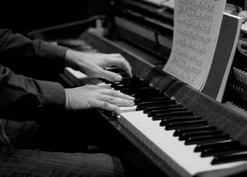 15 Best Piano Players of All Time