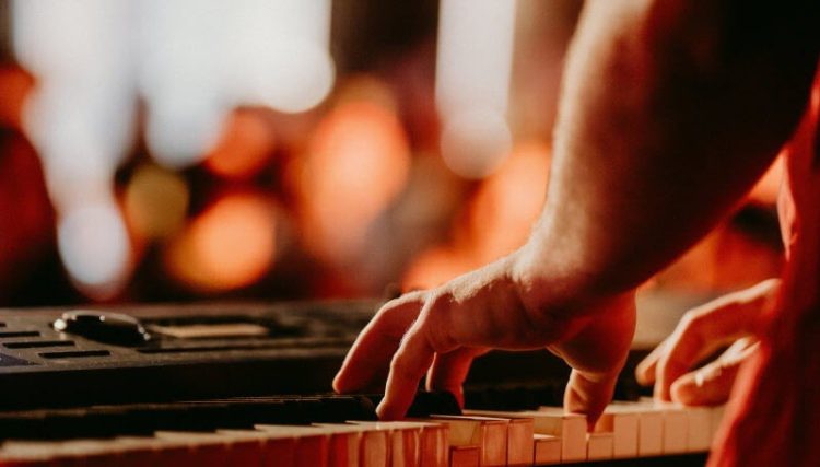 15 Best Piano Songs of All Time