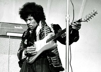 15 Best Psychedelic Rock Songs of All Time