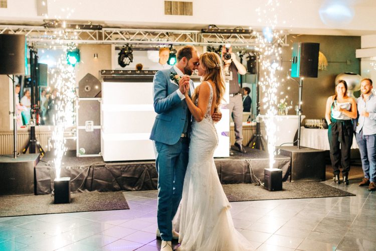 15 Best Wedding Songs of All Time