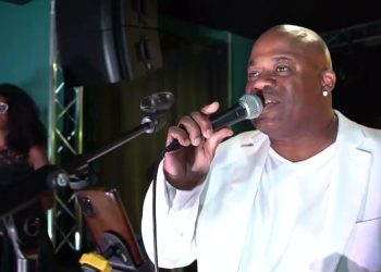 10 Best Barry White Songs of All Time