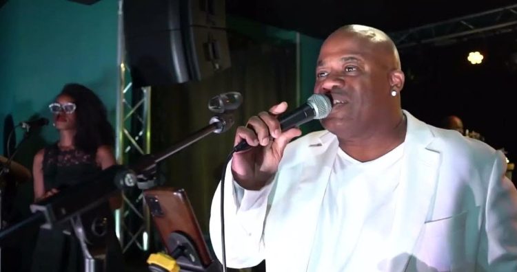 10 Best Barry White Songs of All Time