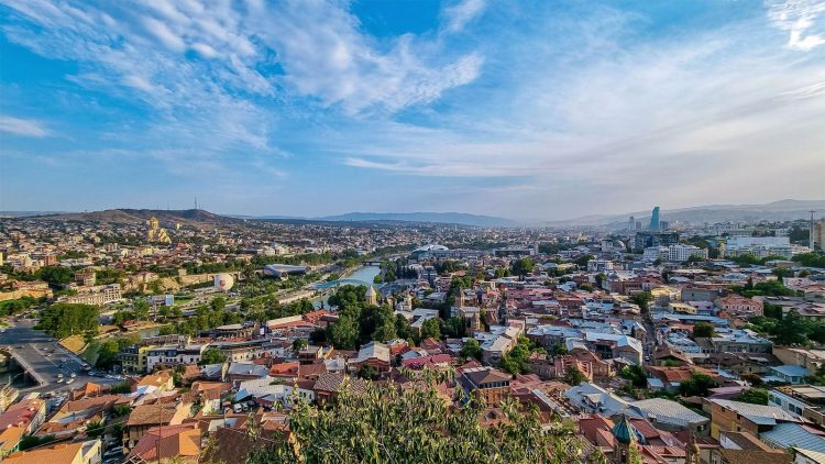 10 Famous Singers from Georgia