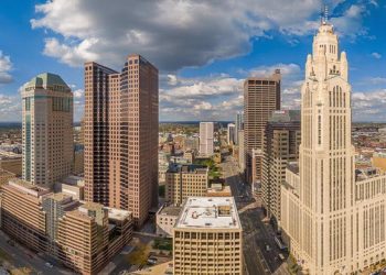 10 Famous Singers from Ohio