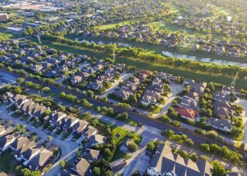 10 Famous Singers from Texas