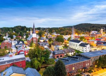 10 Famous Singers from Vermont