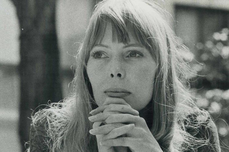 10 Best Joni Mitchell Songs of All Time