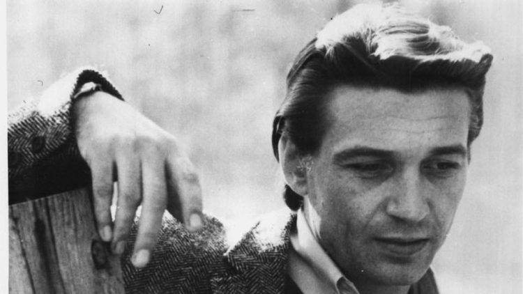 10 Best Waylon Jennings Songs of All Time