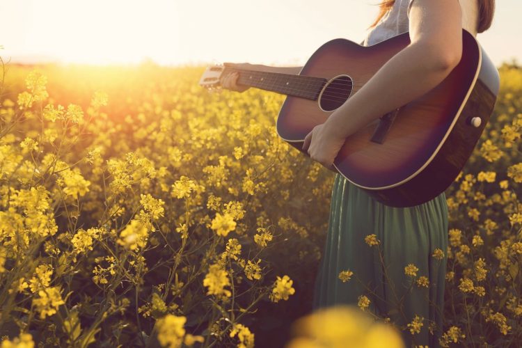 15 Best Acoustic Songs of All Time