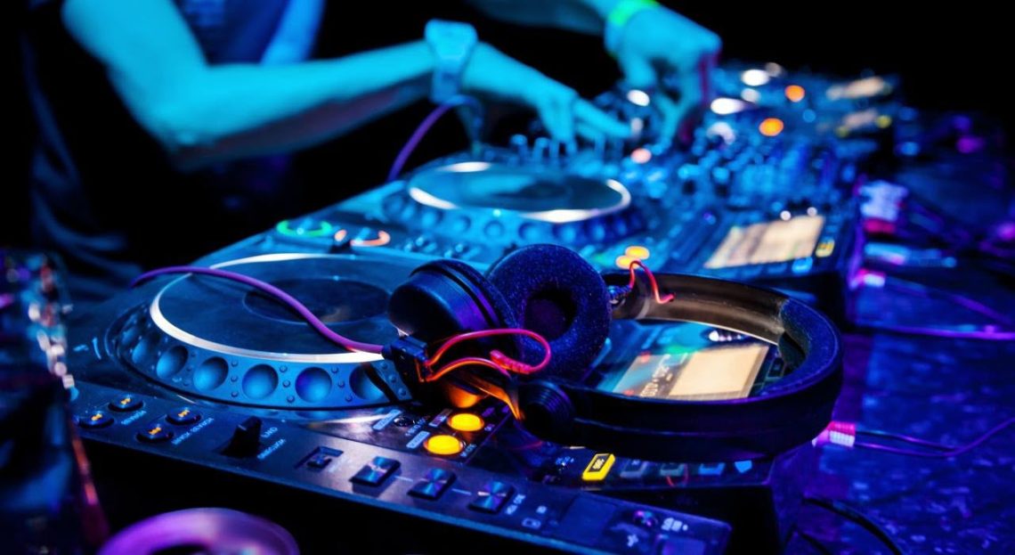 15 Best Electronic Music Songs of All Time