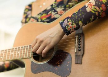 15 Best Guitar Players of All Time