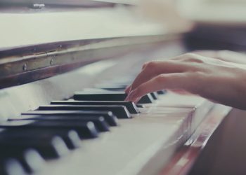 15 Best Piano Players of All Time