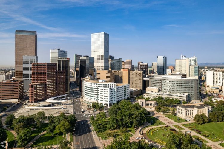 10 Famous Singers from Colorado