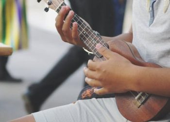 15 Best Ukulele Players of All Time