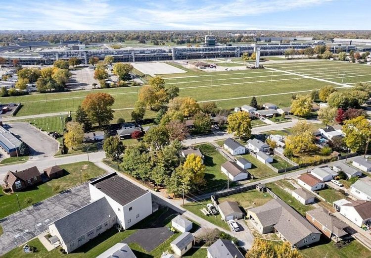 10 Famous Singers from Indiana