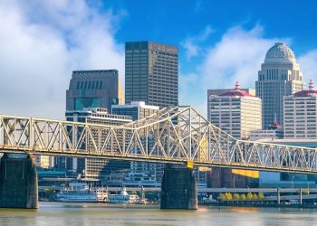 10 Famous Singers from Kentucky