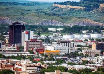 10 Famous Singers from Montana