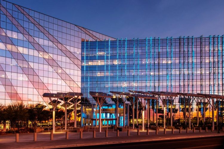 10 Famous Singers from Nevada