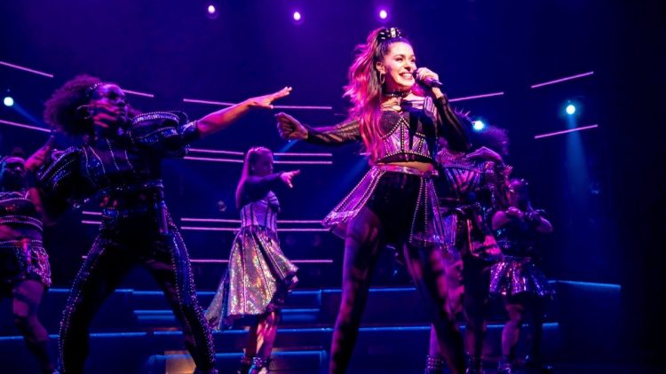 15 Best Broadway Singers of All Time