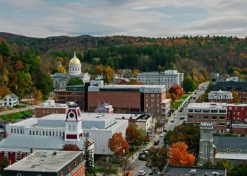 10 Famous Singers from Vermont