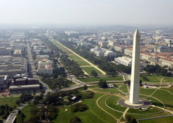 10 Famous Singers from Washington