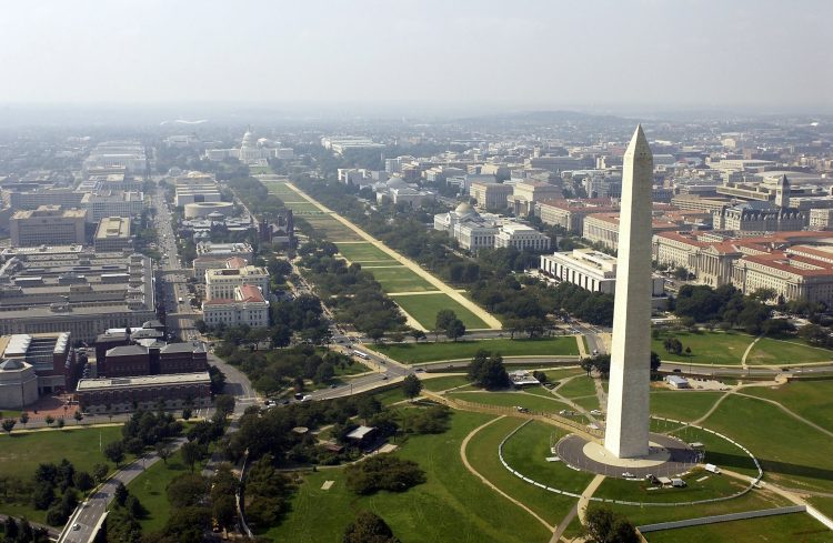 10 Famous Singers from Washington