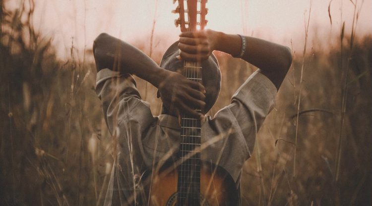 15 Best Folk Music Songs of All Time