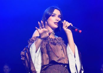 10 Best Dua Lipa Songs of All Time