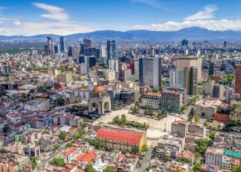 10 Famous Singers from Mexico