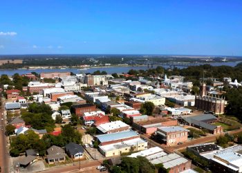 10 Famous Singers from Mississippi