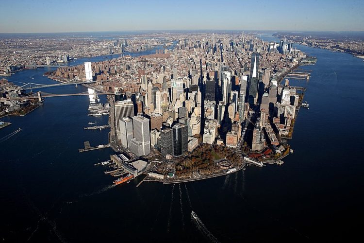 10 Famous Singers from New York