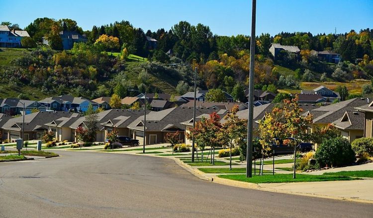 10 Famous Singers from North Dakota