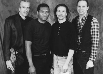 10 Best Robert Cray Band Songs of All Time