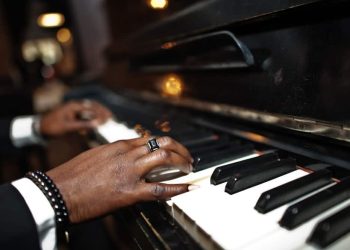 15 Best Piano Players of All Time