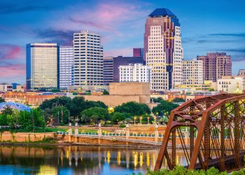 10 Famous Singers from Louisiana