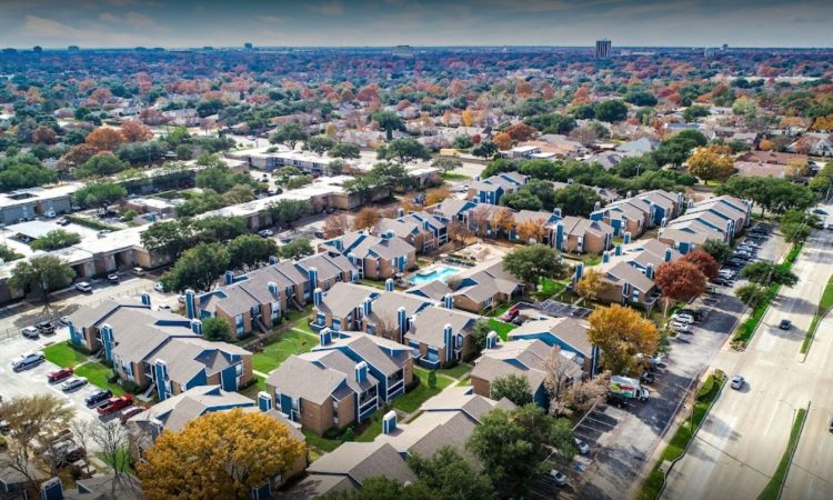 10 Famous Singers from Mexico