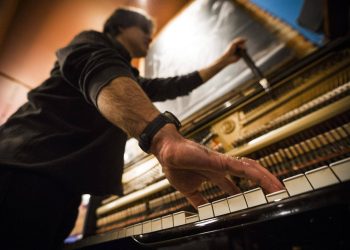 15 Best Piano Players of All Time