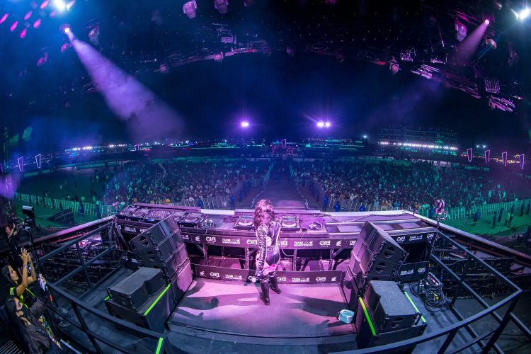 15 Best Electronic Music Songs of All Time