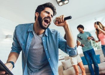 15 Best Karaoke Songs of All Time