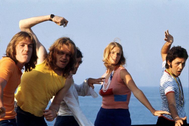 10 Best Paul Mccartney And Wings Songs of All Time