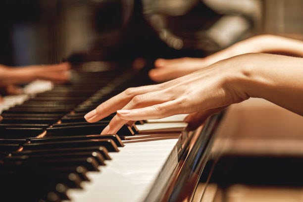 15 Best Piano Songs of All Time