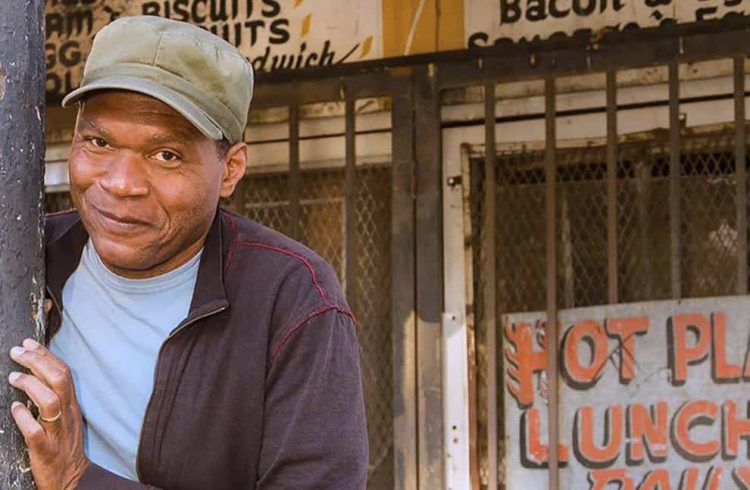 10 Best Robert Cray Band Songs of All Time