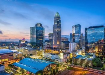 10 Famous Singers from North Carolina