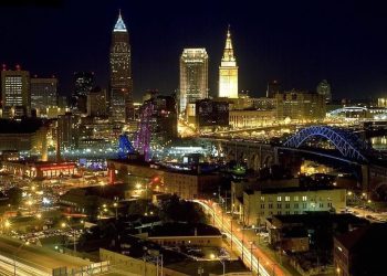 10 Famous Singers from Ohio