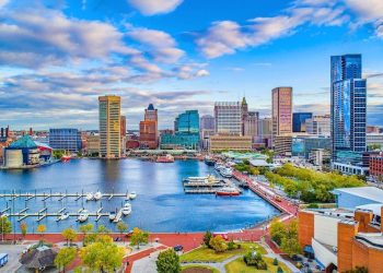 10 Famous Singers from Maryland