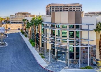 10 Famous Singers from Nevada